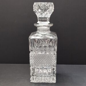 Vintage Crystal Diamond Pattern Heavy Square Whiskey Decanter.